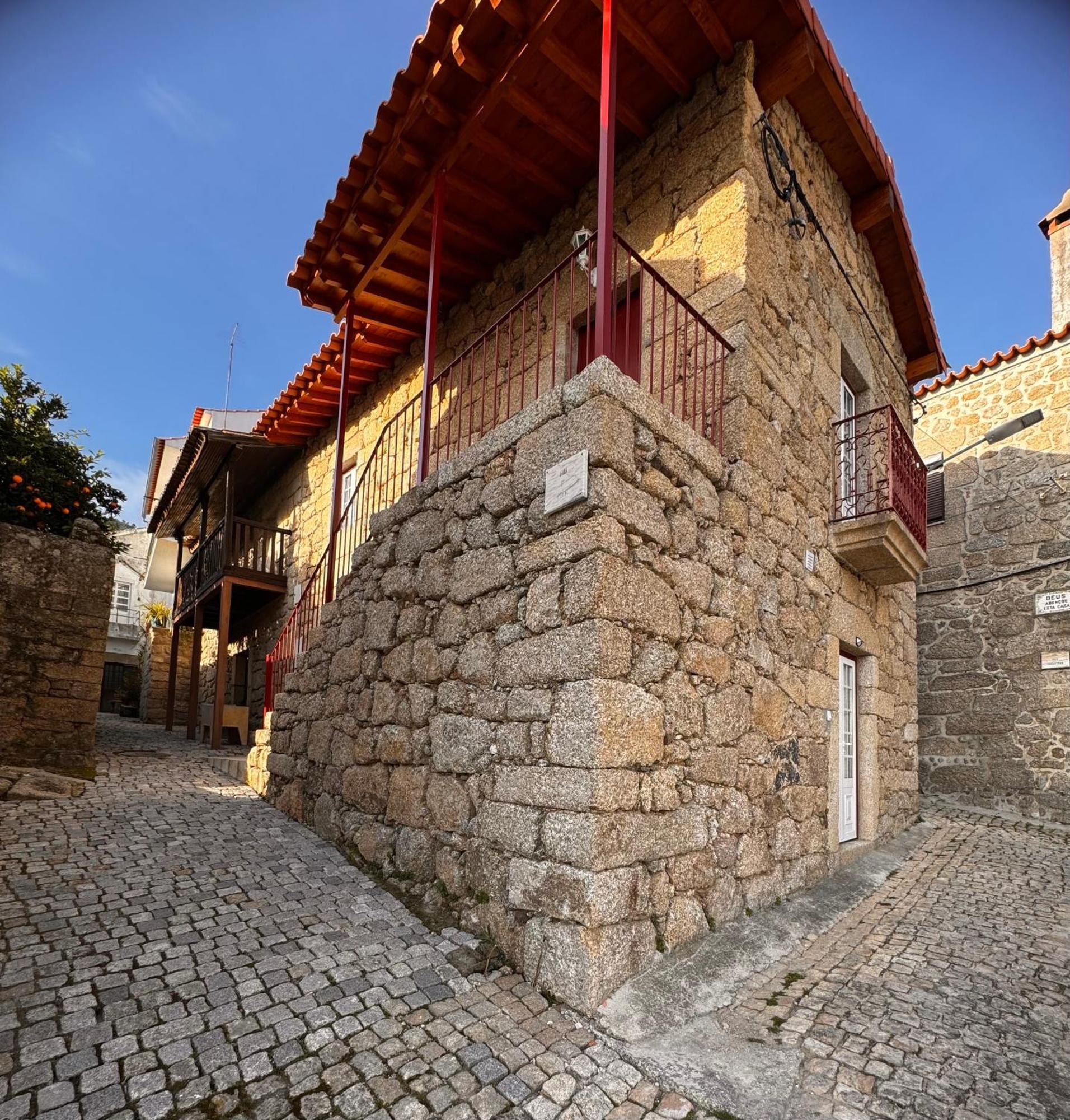 Casa Da Vila - Apartamento Duplex Alpedrinha Eksteriør billede