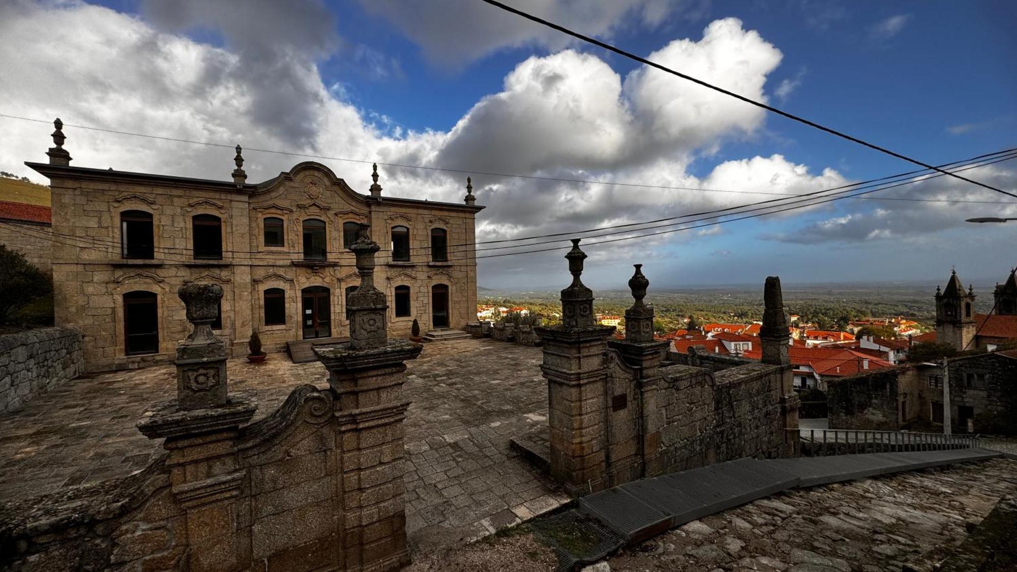 Casa Da Vila - Apartamento Duplex Alpedrinha Eksteriør billede